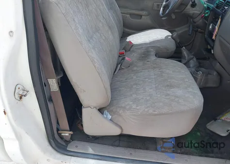 2001 Toyota Tacoma from USA, damaged, VIN 5TENL42N11Z737853